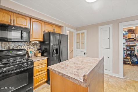 18 Fairfield Avenue Albany NY 12205