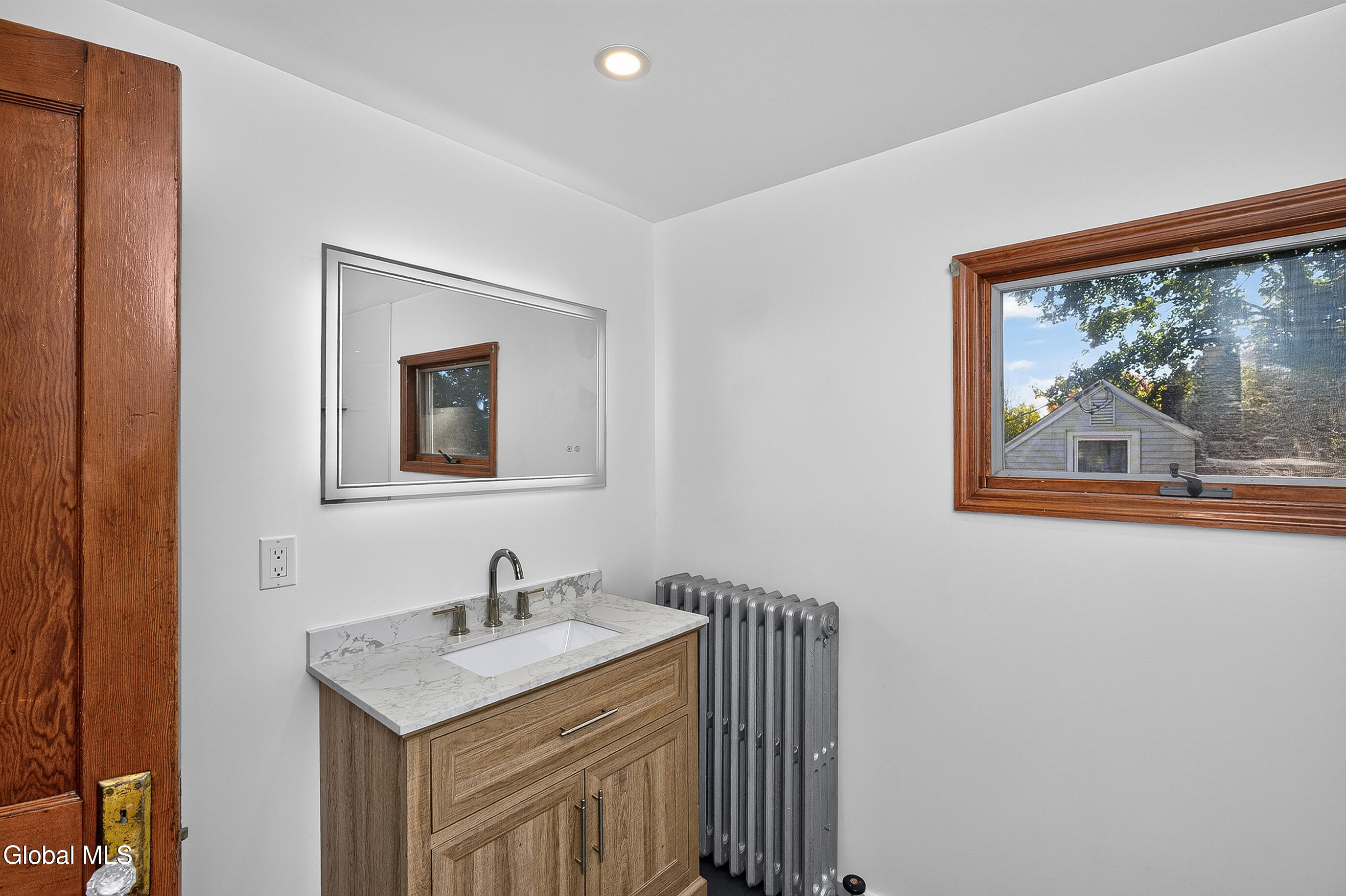 1547 5th Street Rensselaer NY 12144