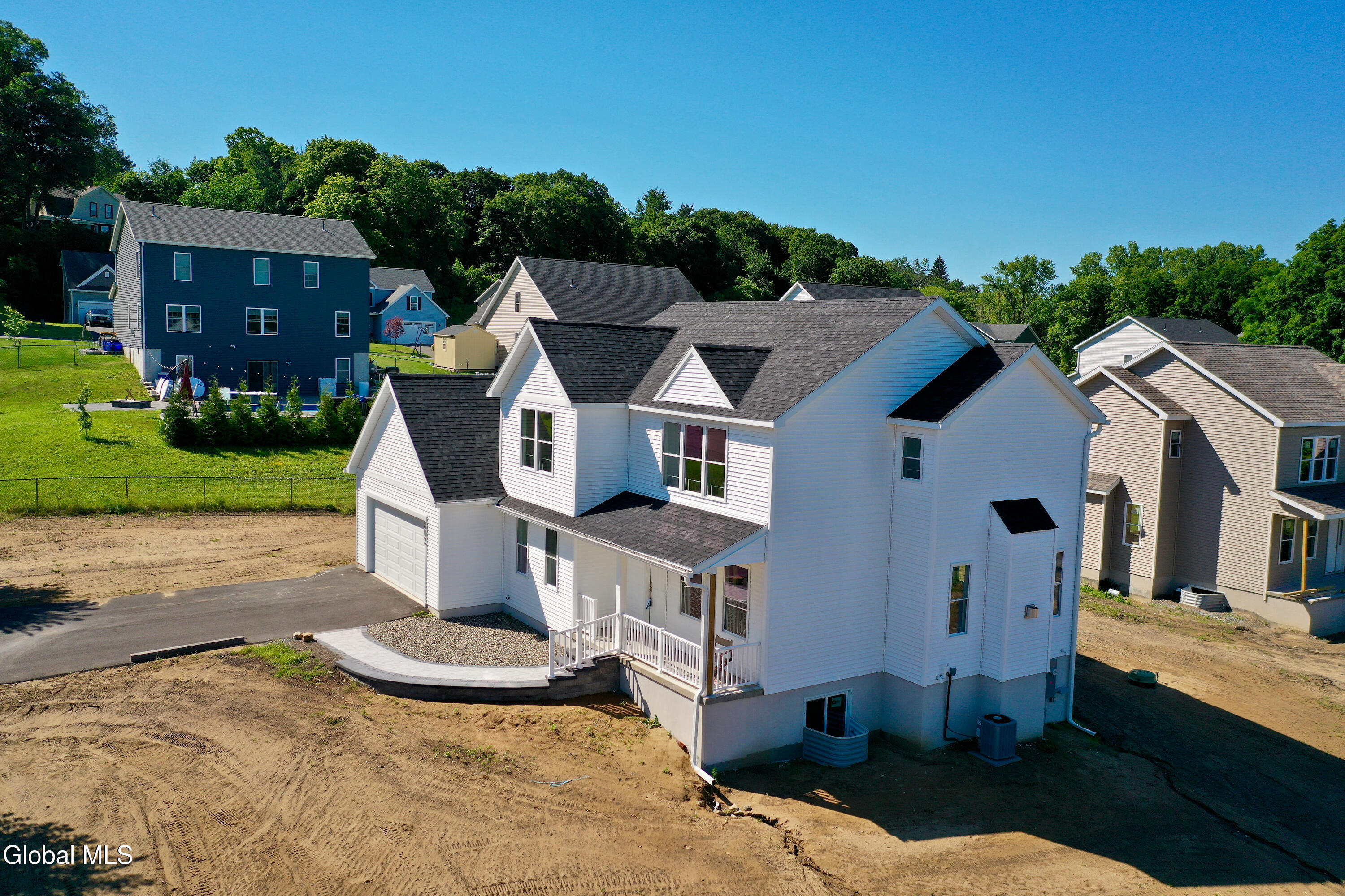 802 S Ravine Road Schenectady NY 12309