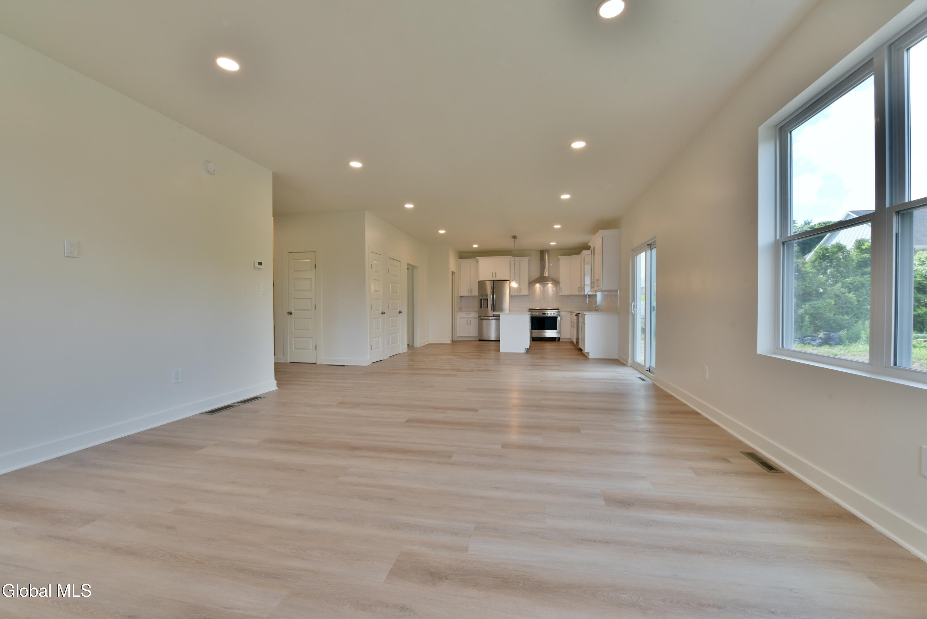 802 S Ravine Road Schenectady NY 12309
