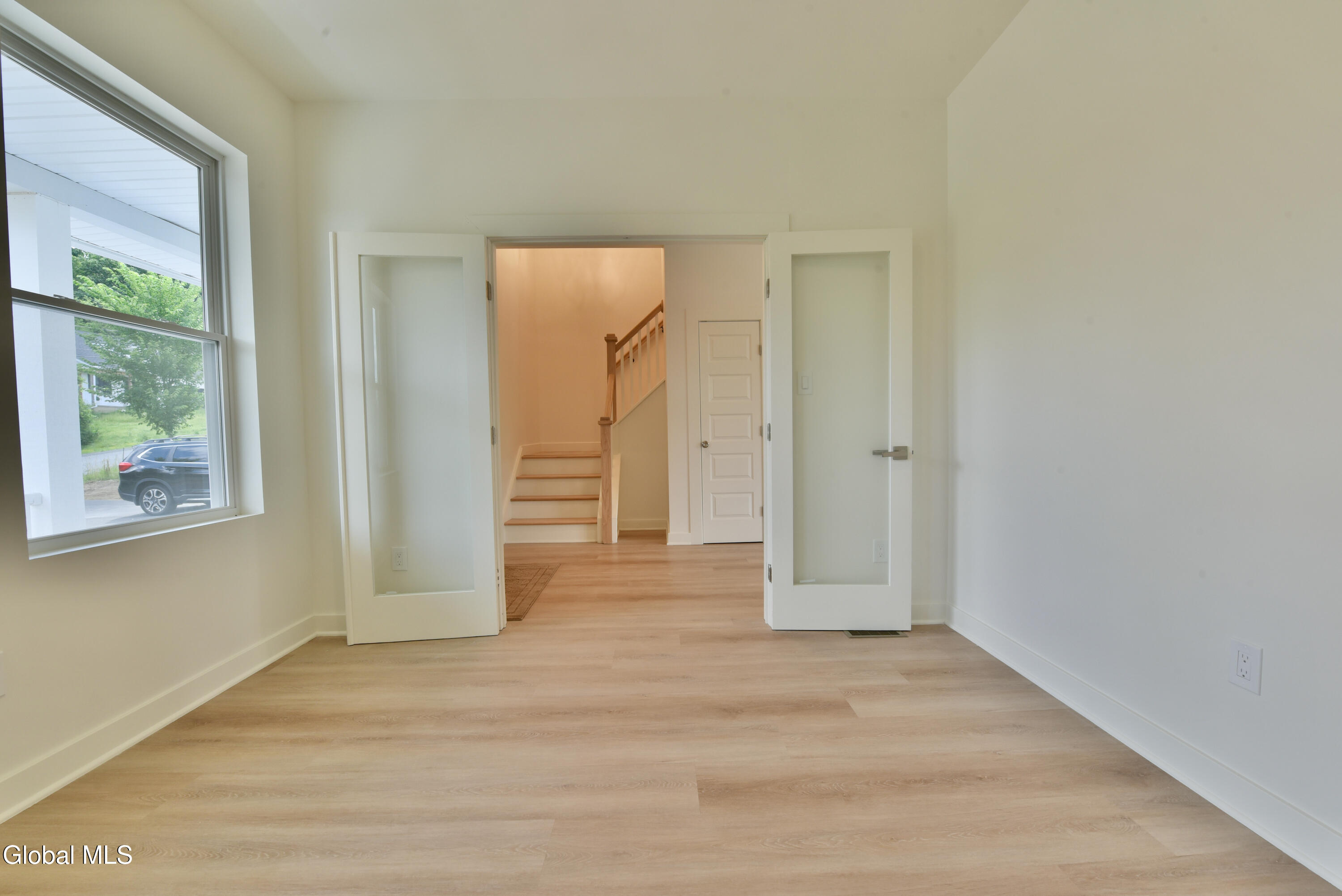 802 S Ravine Road Schenectady NY 12309