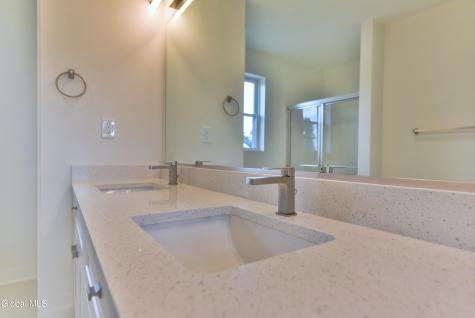 802 S Ravine Road Schenectady NY 12309