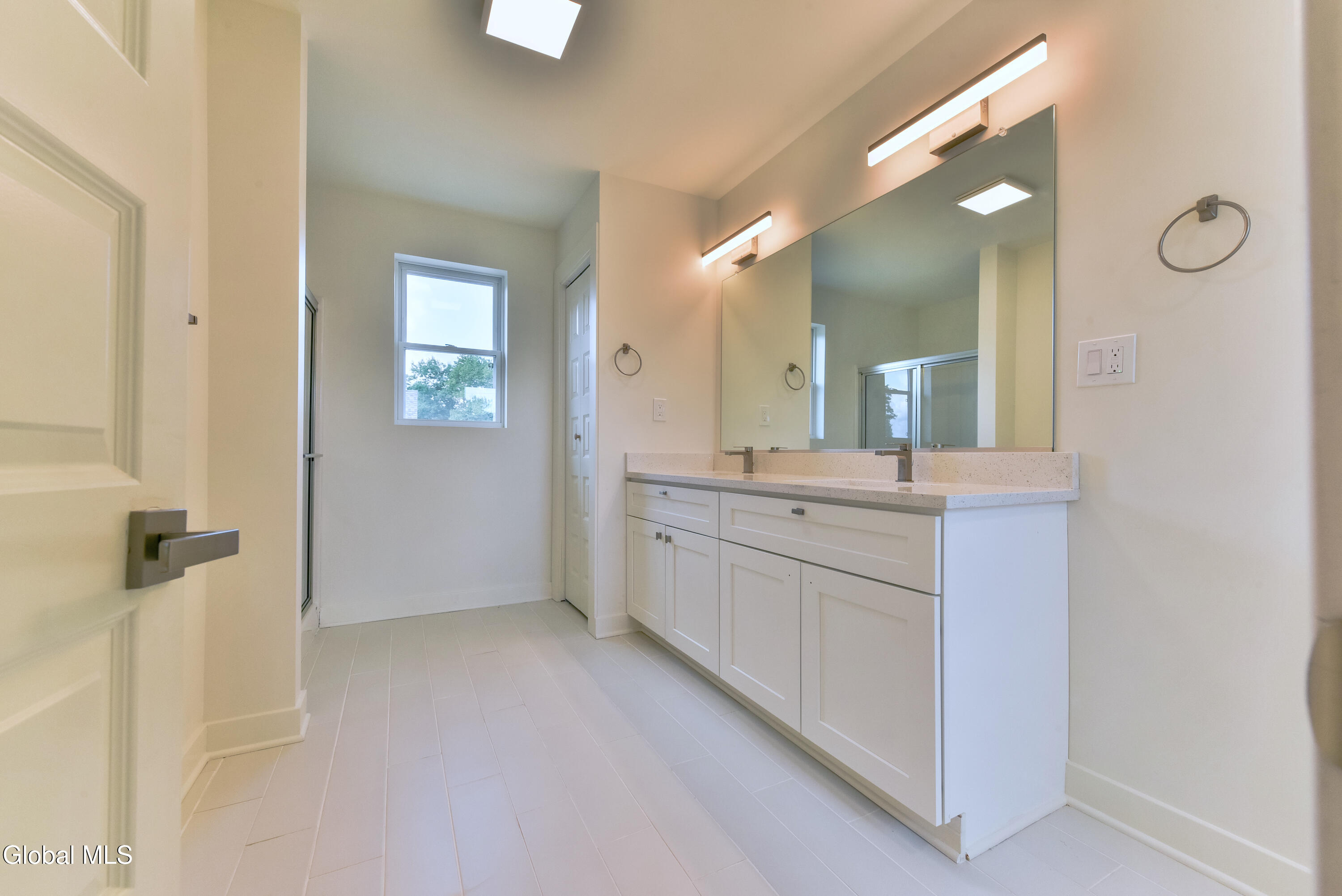 802 S Ravine Road Schenectady NY 12309