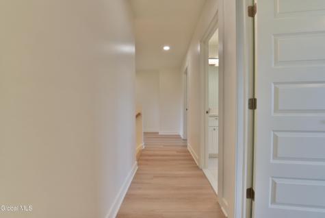 802 S Ravine Road Schenectady NY 12309