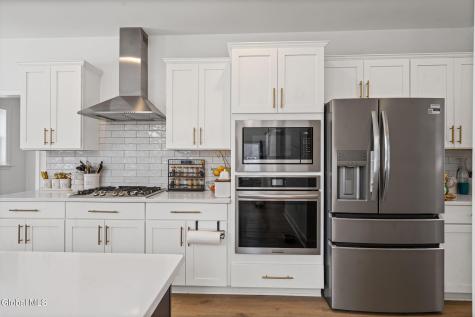 21 Bergen Place Niskayuna NY 12309