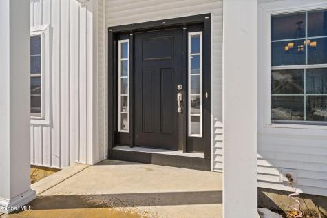 21 Bergen Place Niskayuna NY 12309