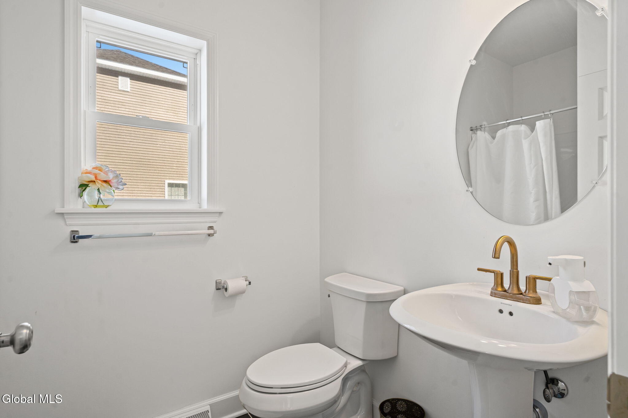 21 Bergen Place Niskayuna NY 12309