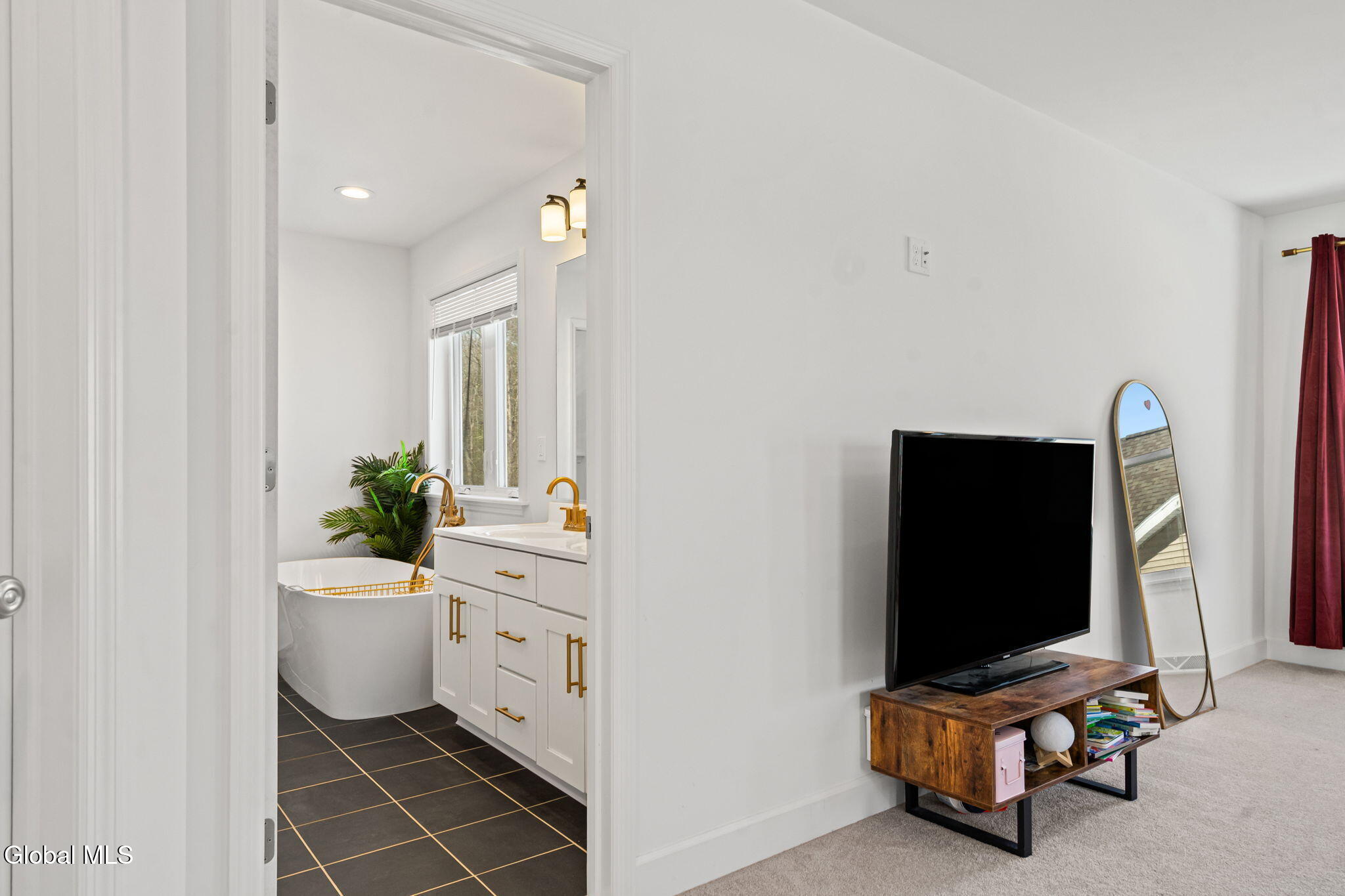 21 Bergen Place Niskayuna NY 12309
