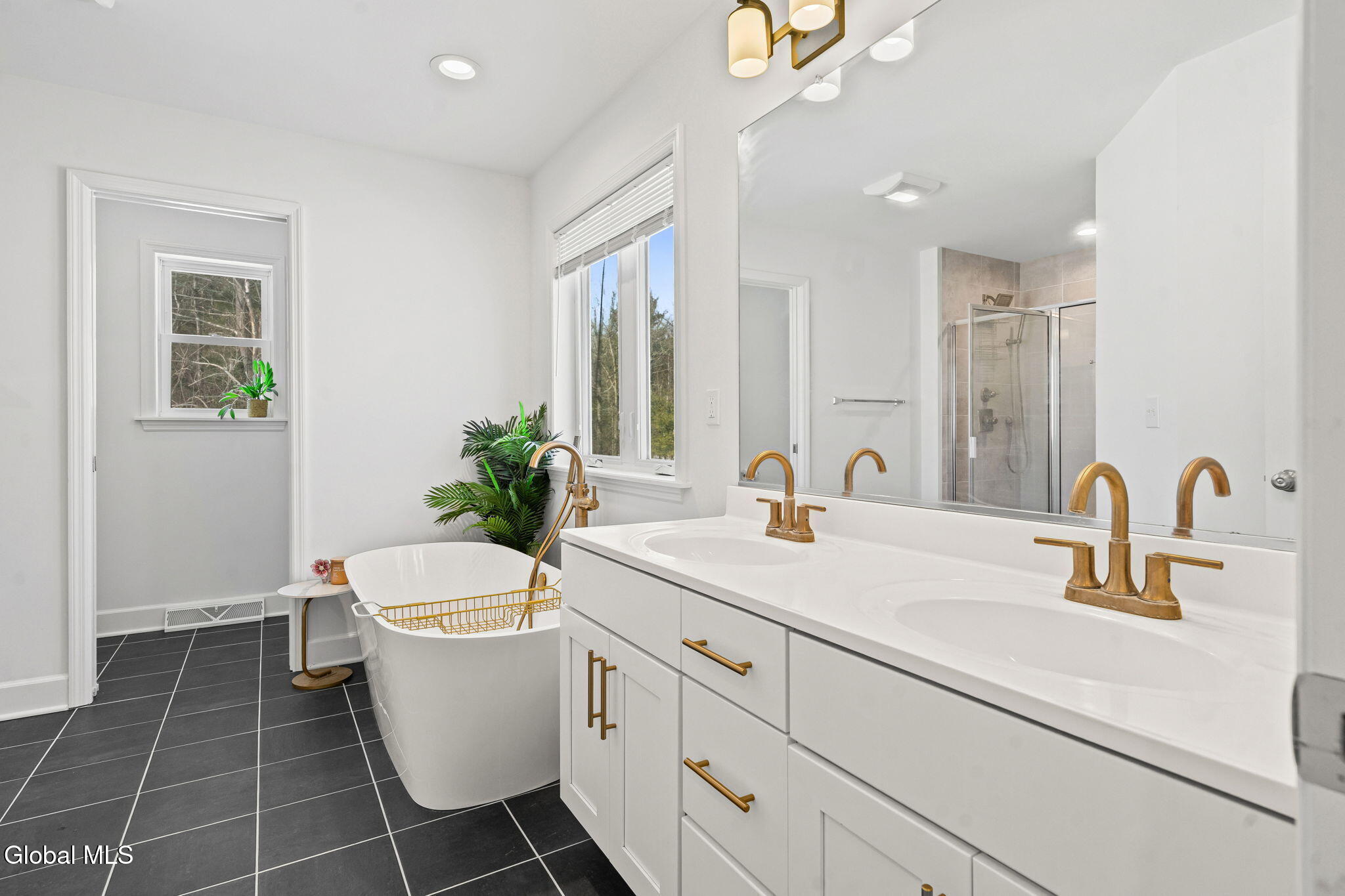 21 Bergen Place Niskayuna NY 12309