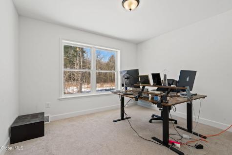 21 Bergen Place Niskayuna NY 12309