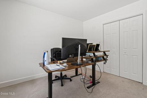 21 Bergen Place Niskayuna NY 12309