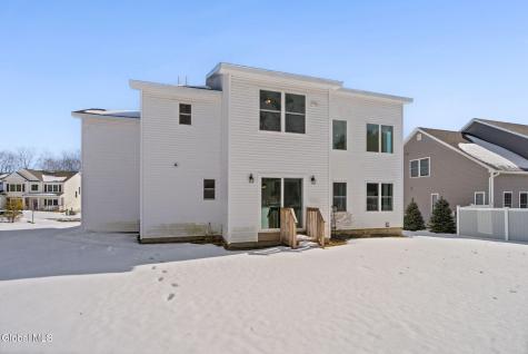 21 Bergen Place Niskayuna NY 12309