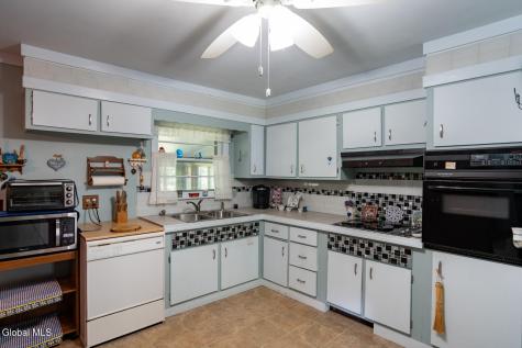 4 Orchard Drive Kinderhook NY 12106