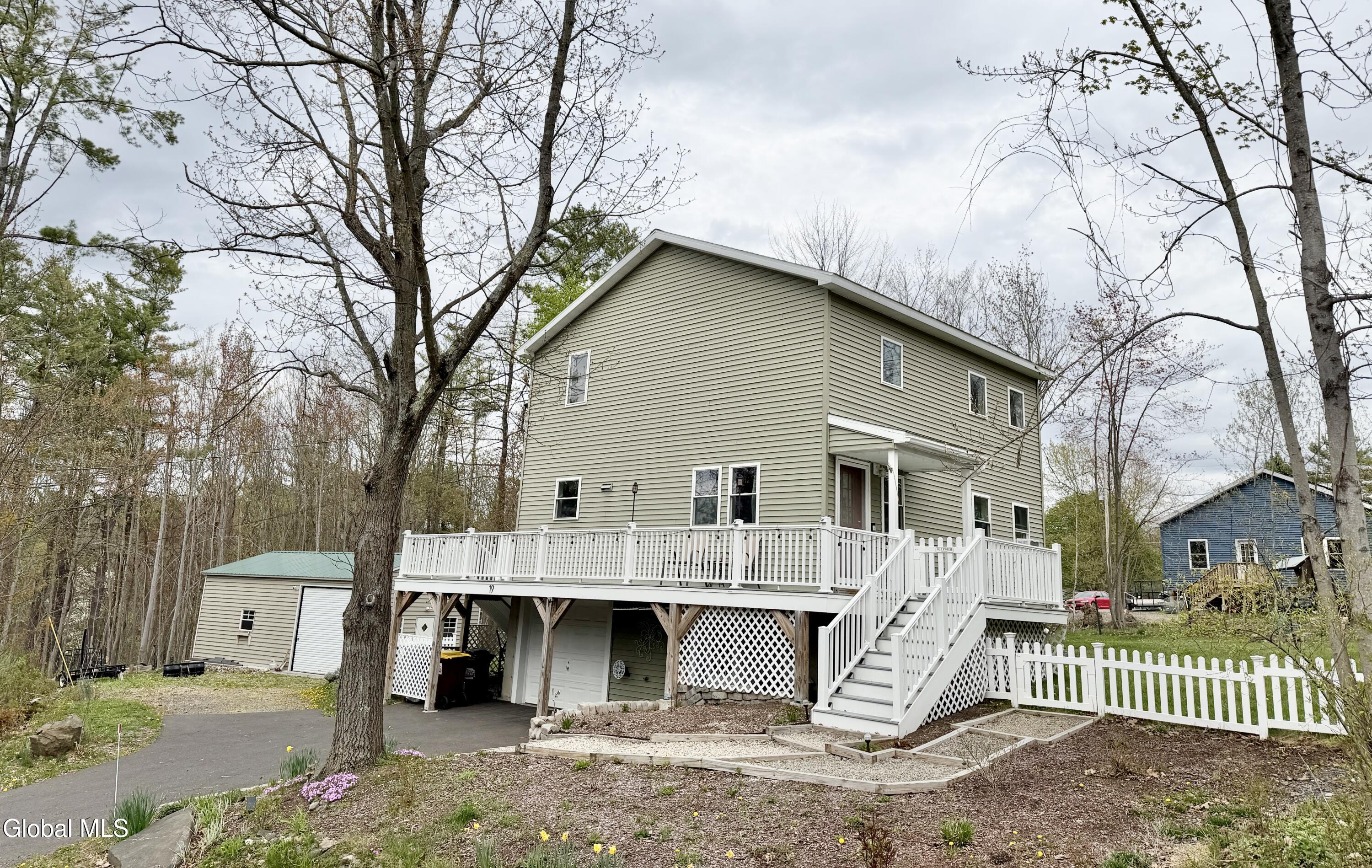 19 Harriman Road Averill Park NY 12018