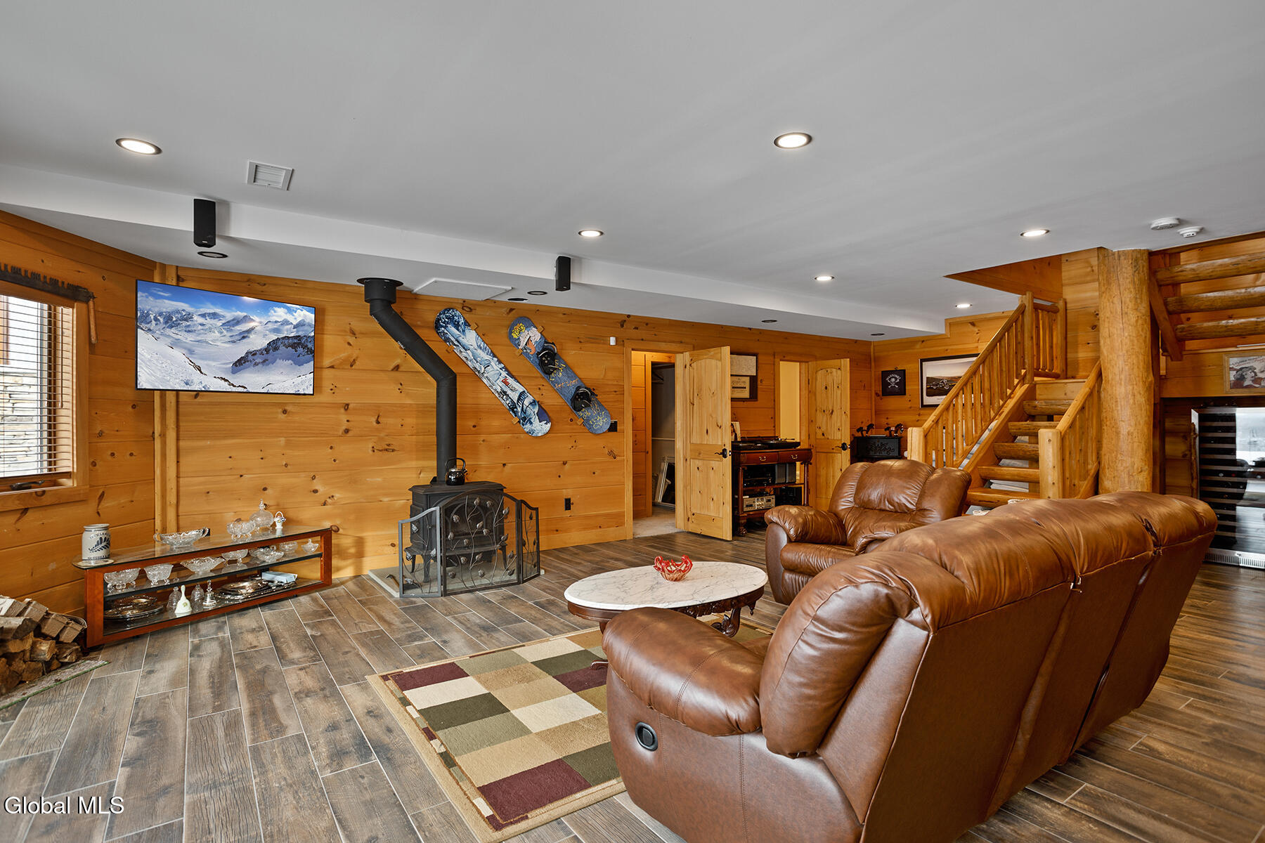 7352 Ny-23a Hunter NY 12442