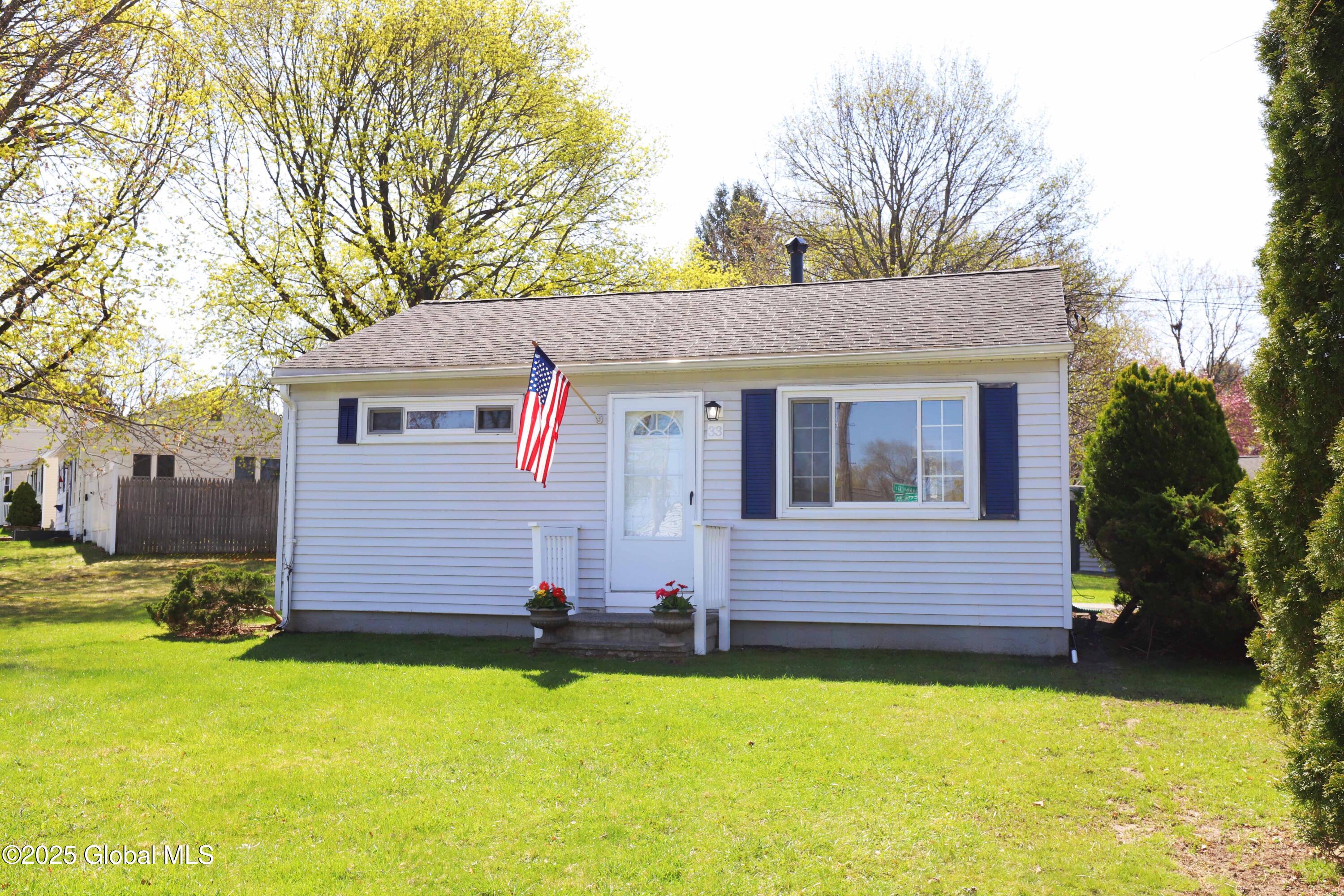 33 Plaske Drive Colonie NY 12309