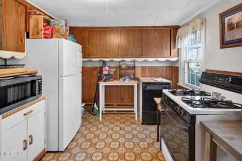 578 6th Avenue Troy NY 12182