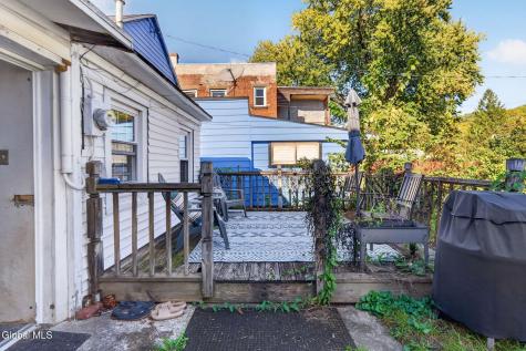 578 6th Avenue Troy NY 12182