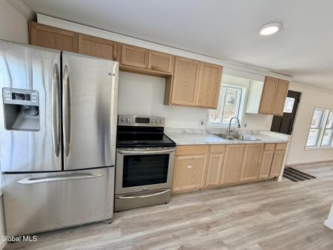 4711 Pattersonville-rynex Corners Road Pattersonville NY 12137