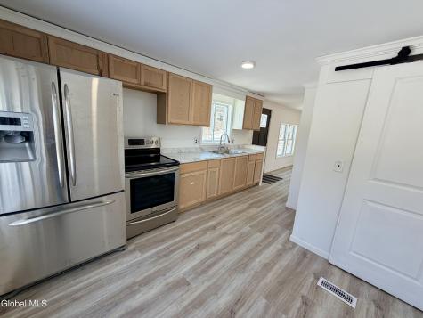 4711 Pattersonville-rynex Corners Road Pattersonville NY 12137
