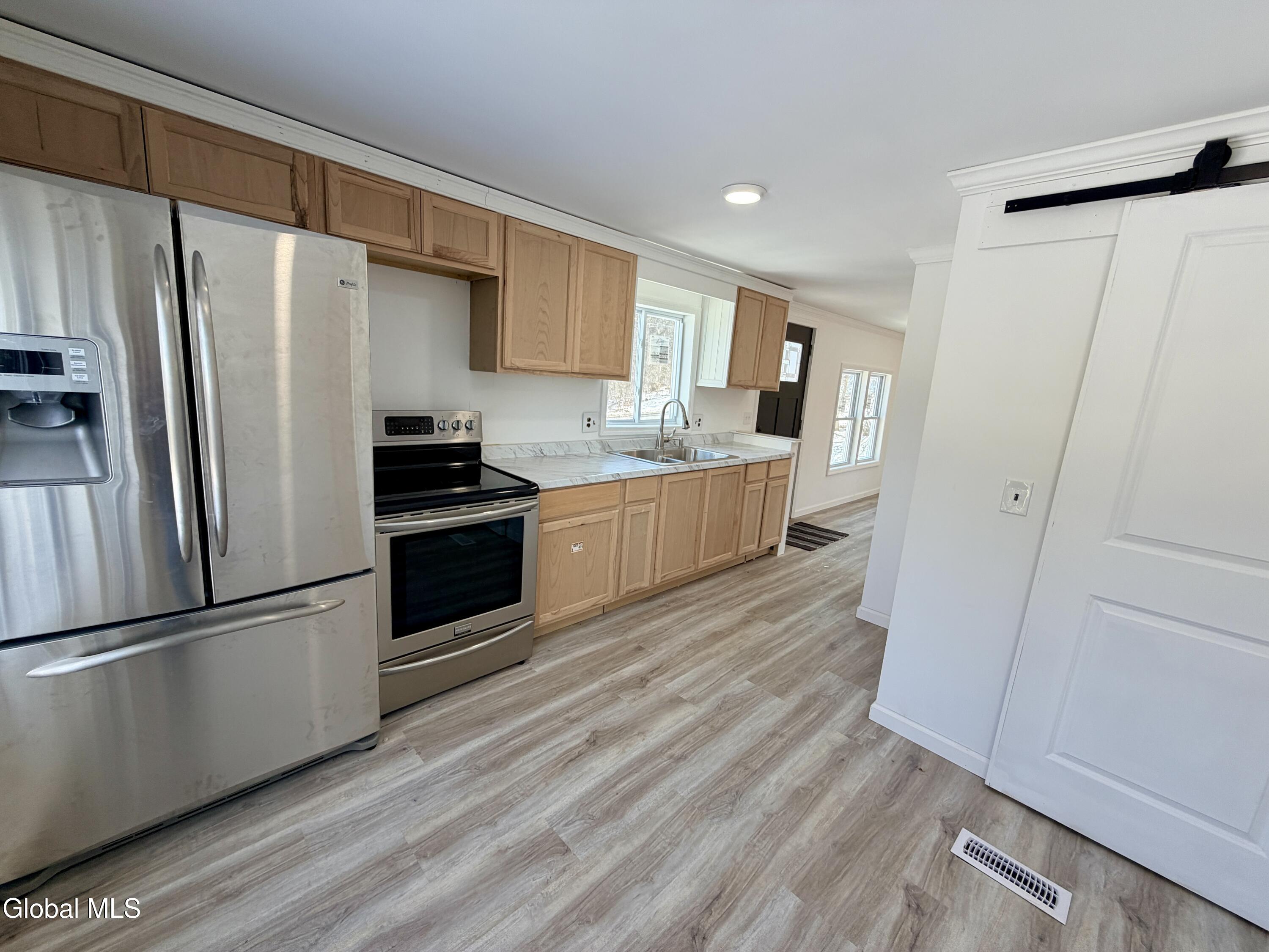 4711 Pattersonville-rynex Corners Road Pattersonville NY 12137