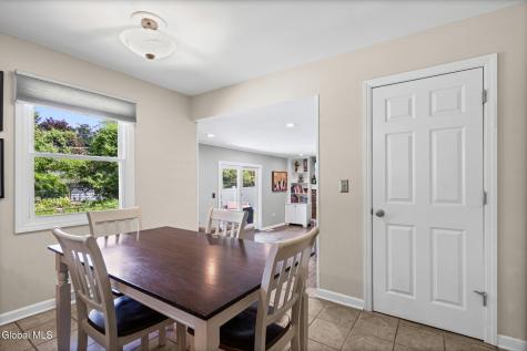 23 Bennett Terrace Delmar NY 12054