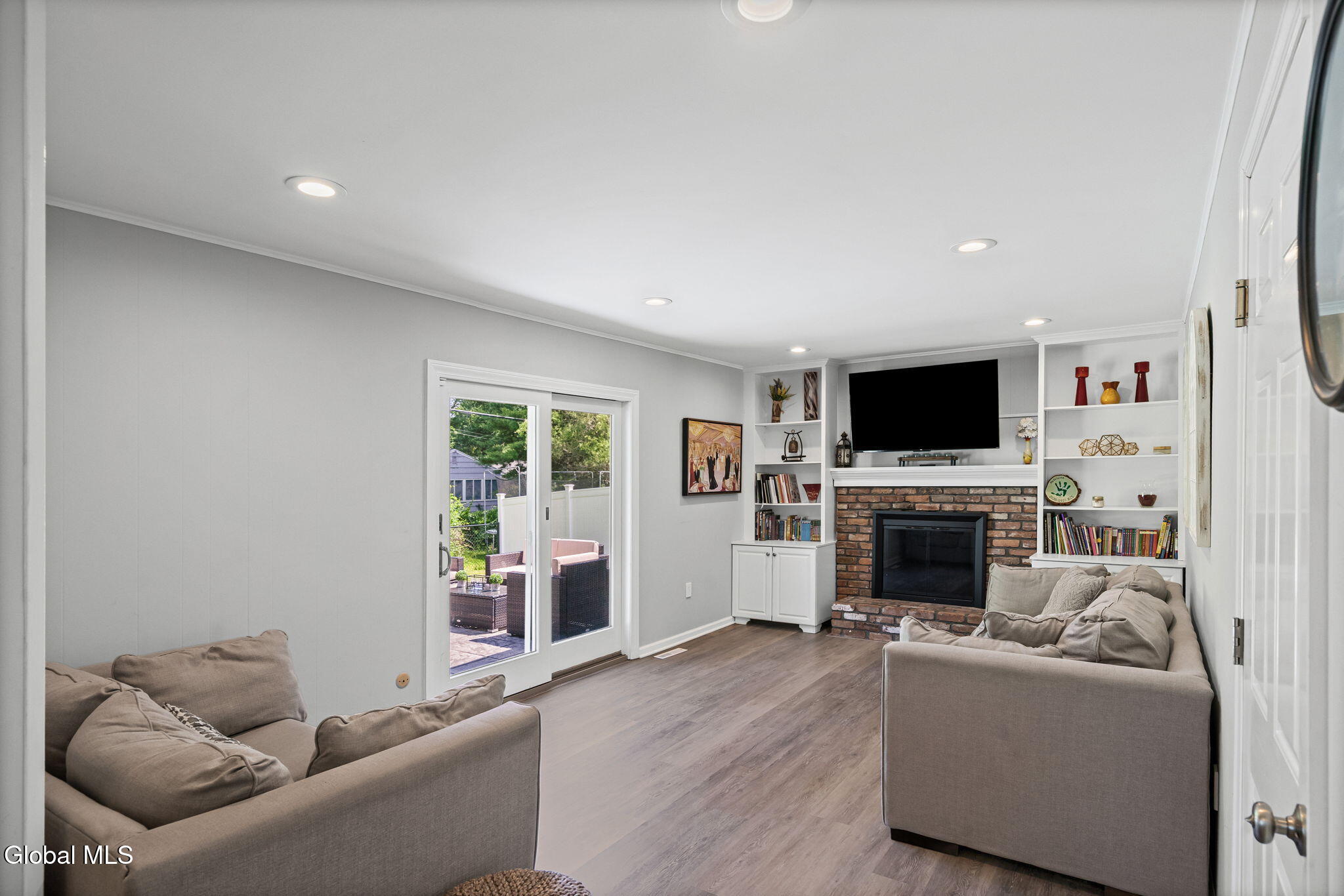 23 Bennett Terrace Delmar NY 12054