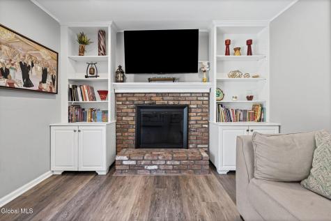 23 Bennett Terrace Delmar NY 12054