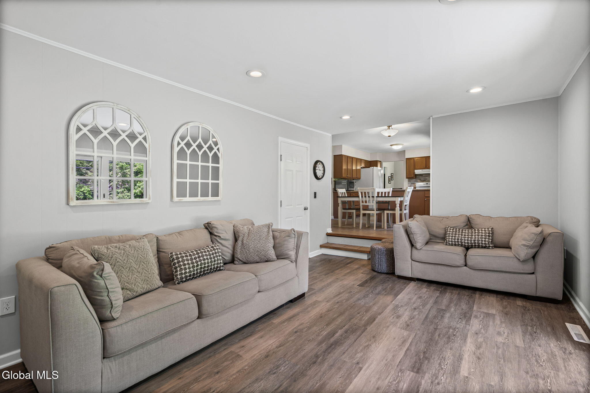 23 Bennett Terrace Delmar NY 12054