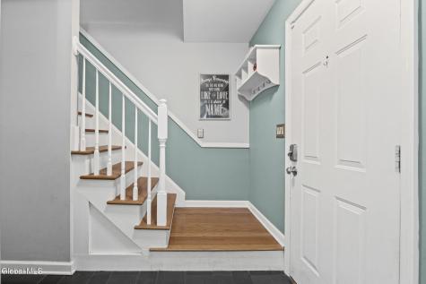 23 Bennett Terrace Delmar NY 12054
