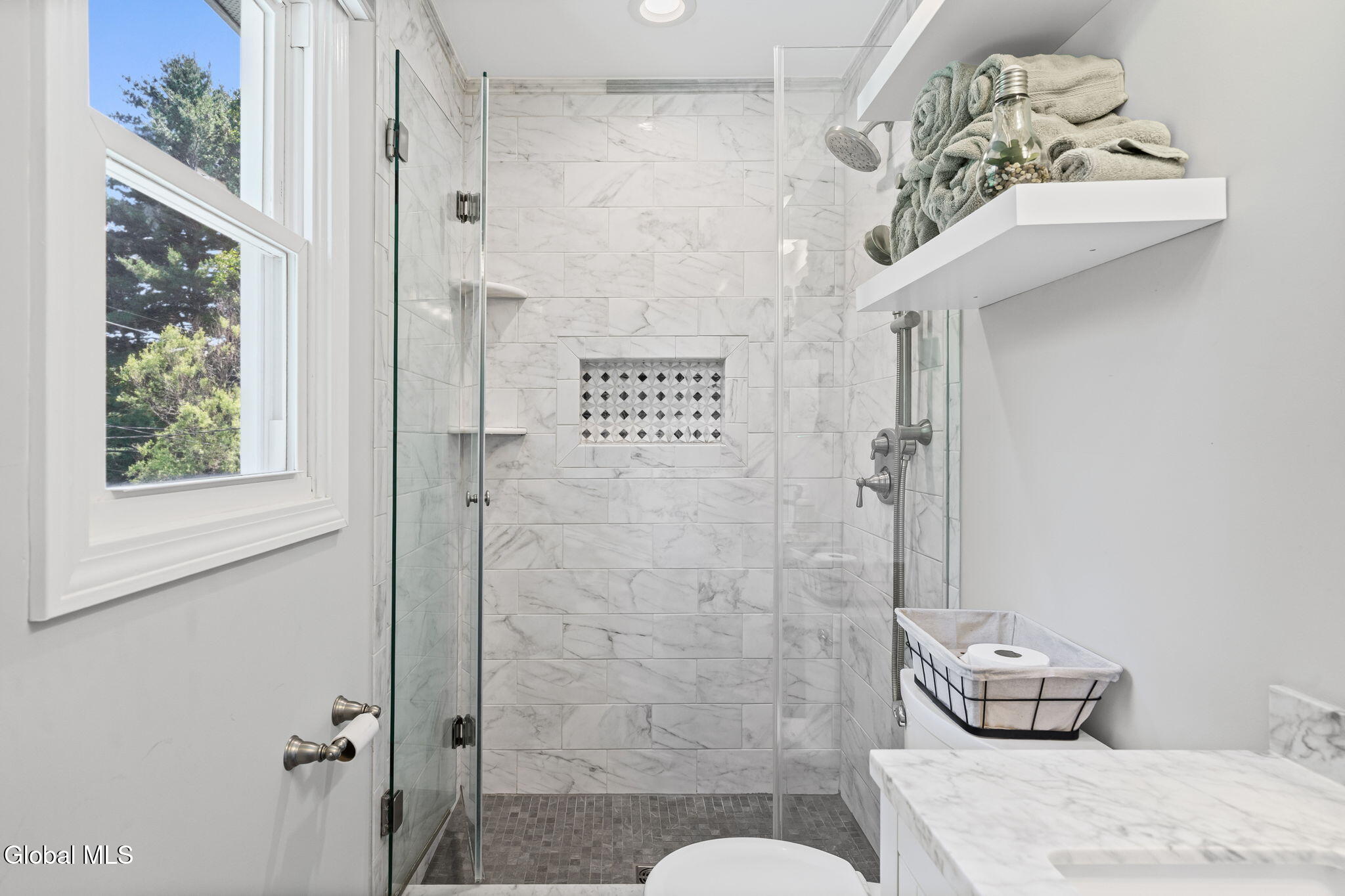 23 Bennett Terrace Delmar NY 12054