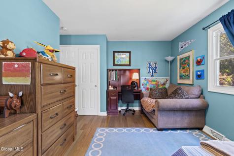 23 Bennett Terrace Delmar NY 12054