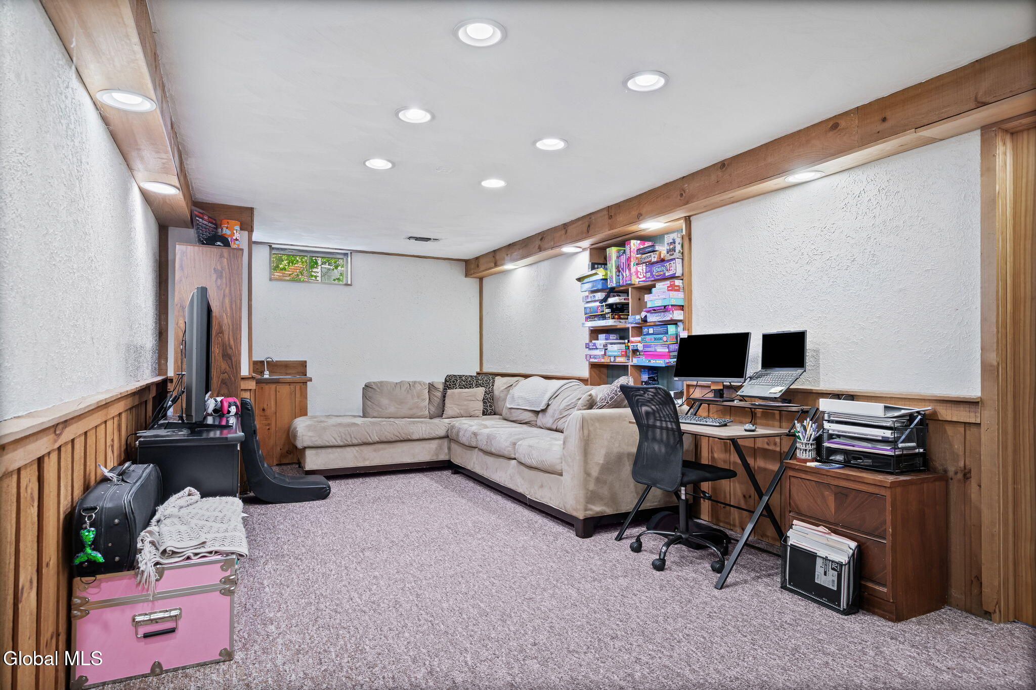 23 Bennett Terrace Delmar NY 12054