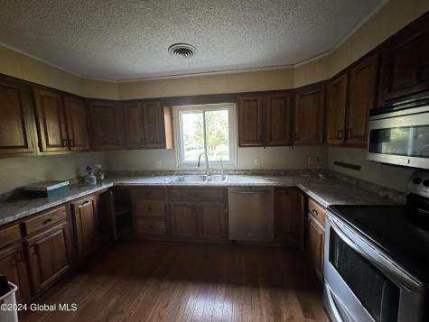 417 Albany-shaker Road Loudonville NY 12211