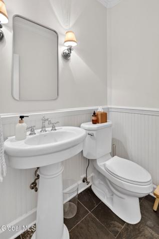 39 Indian Pipe Drive Wynantskill NY 12198