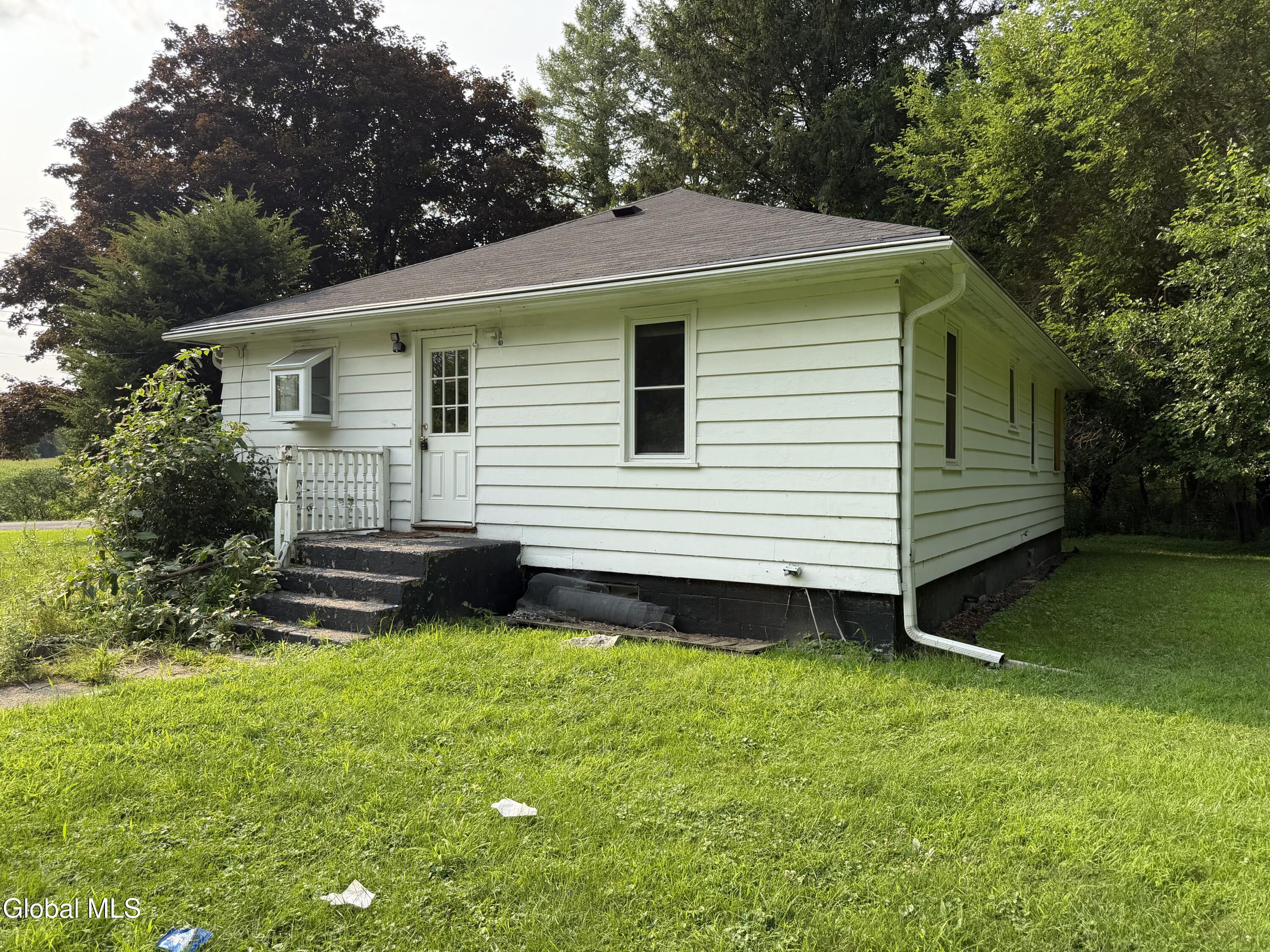 1822 S Old Post Road Castleton On Hudson NY 12033