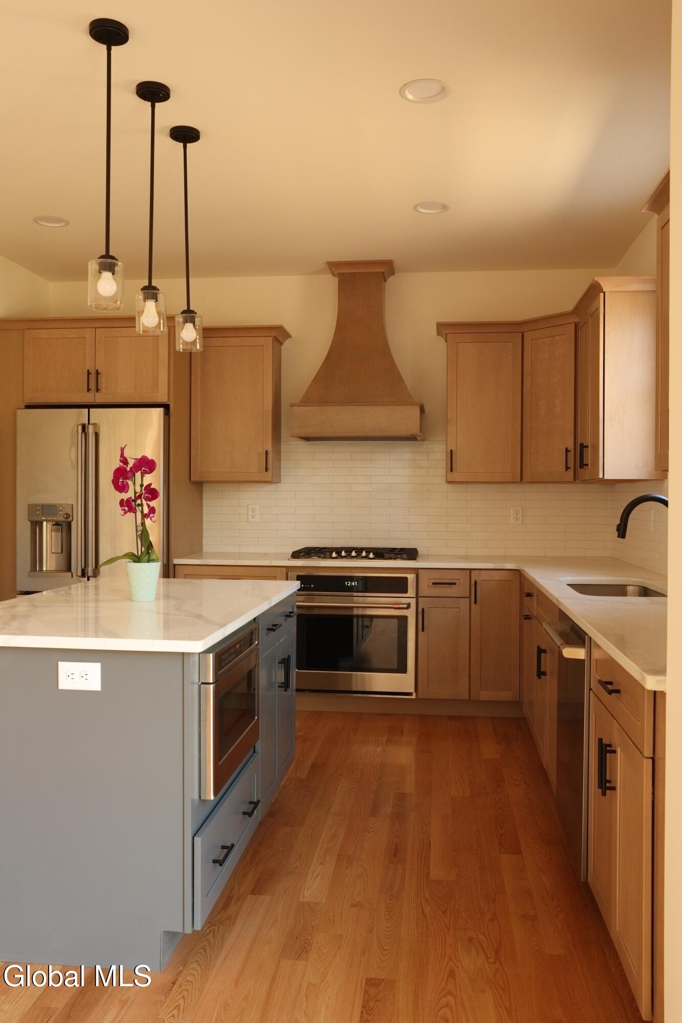 227 Shaker Ridge Drive Niskayuna NY 12309