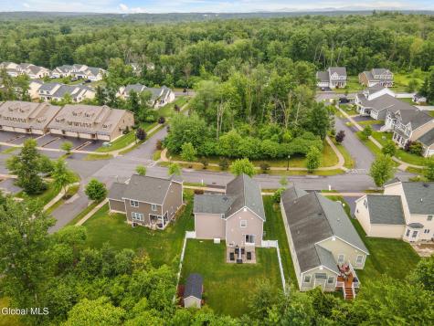 6 Stone Bridge Drive Ballston Lake NY 12019