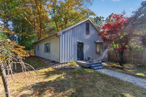 101 King Road Saratoga Springs NY 12866