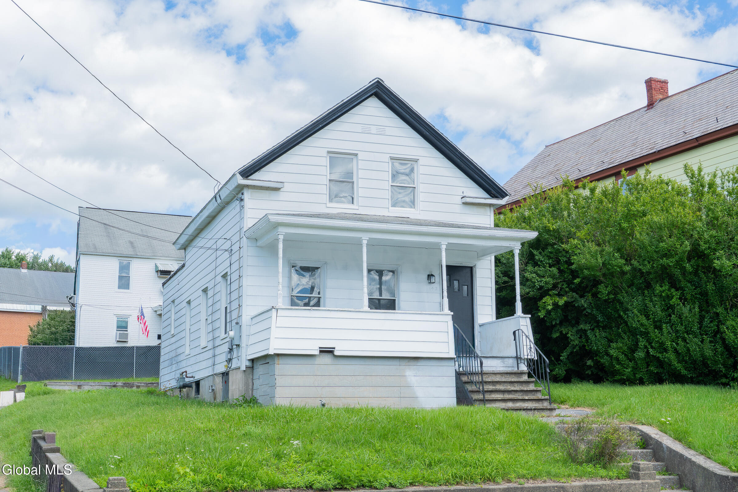 142 Saratoga Avenue Mechanicville NY 12118