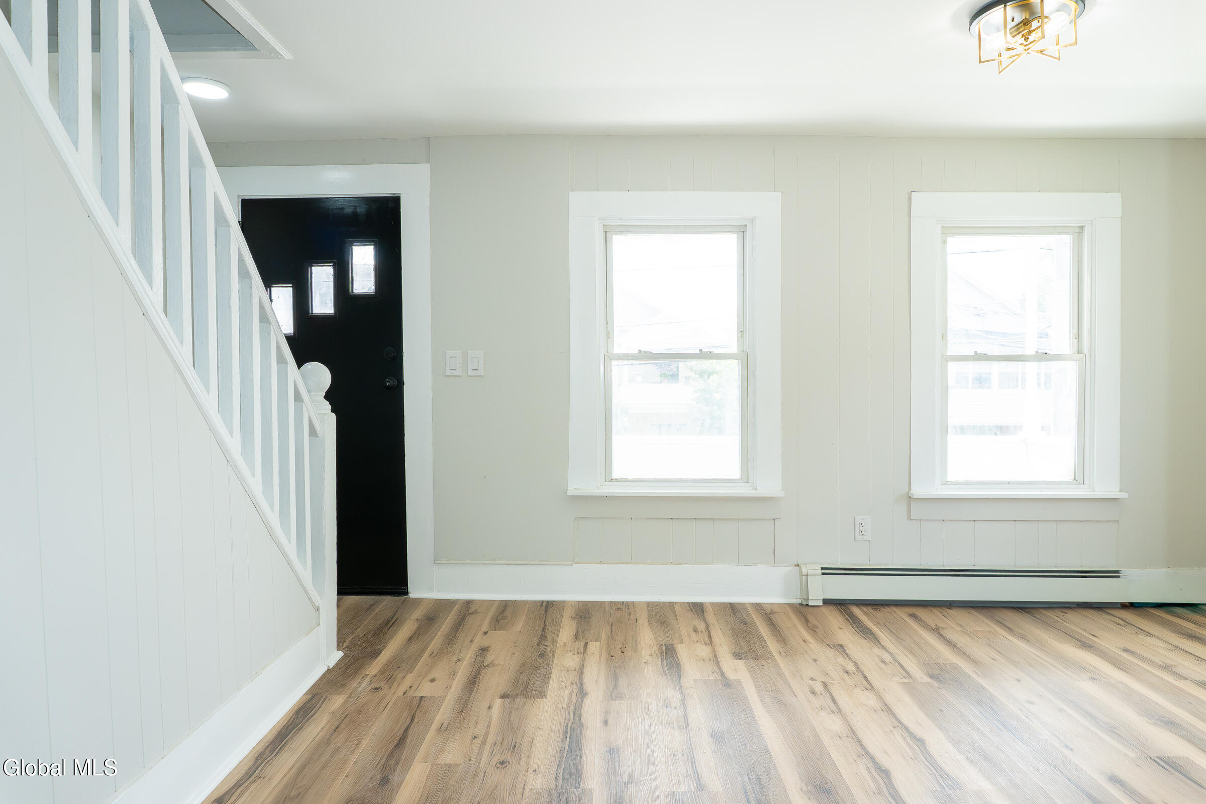 142 Saratoga Avenue Mechanicville NY 12118
