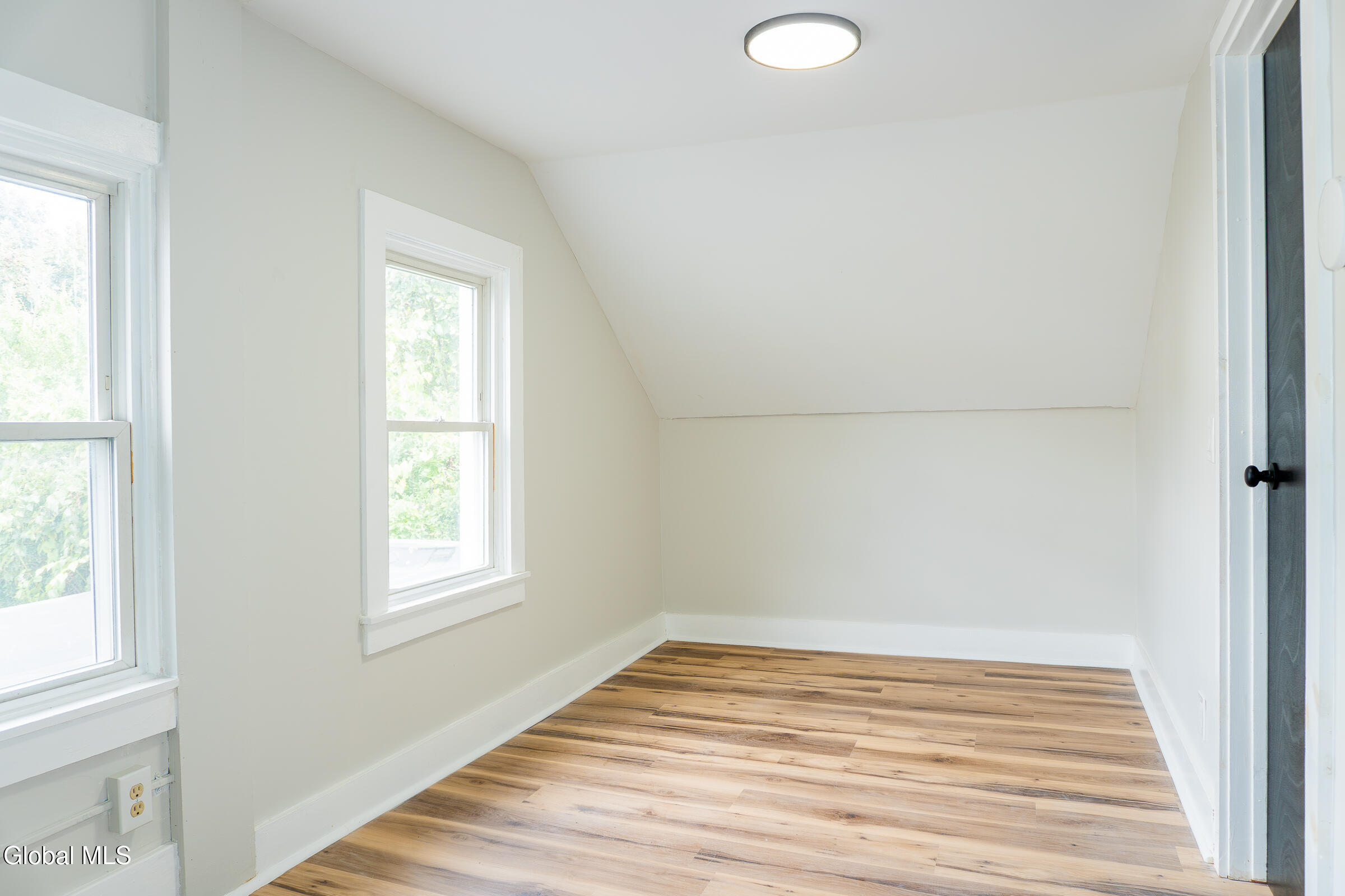 142 Saratoga Avenue Mechanicville NY 12118