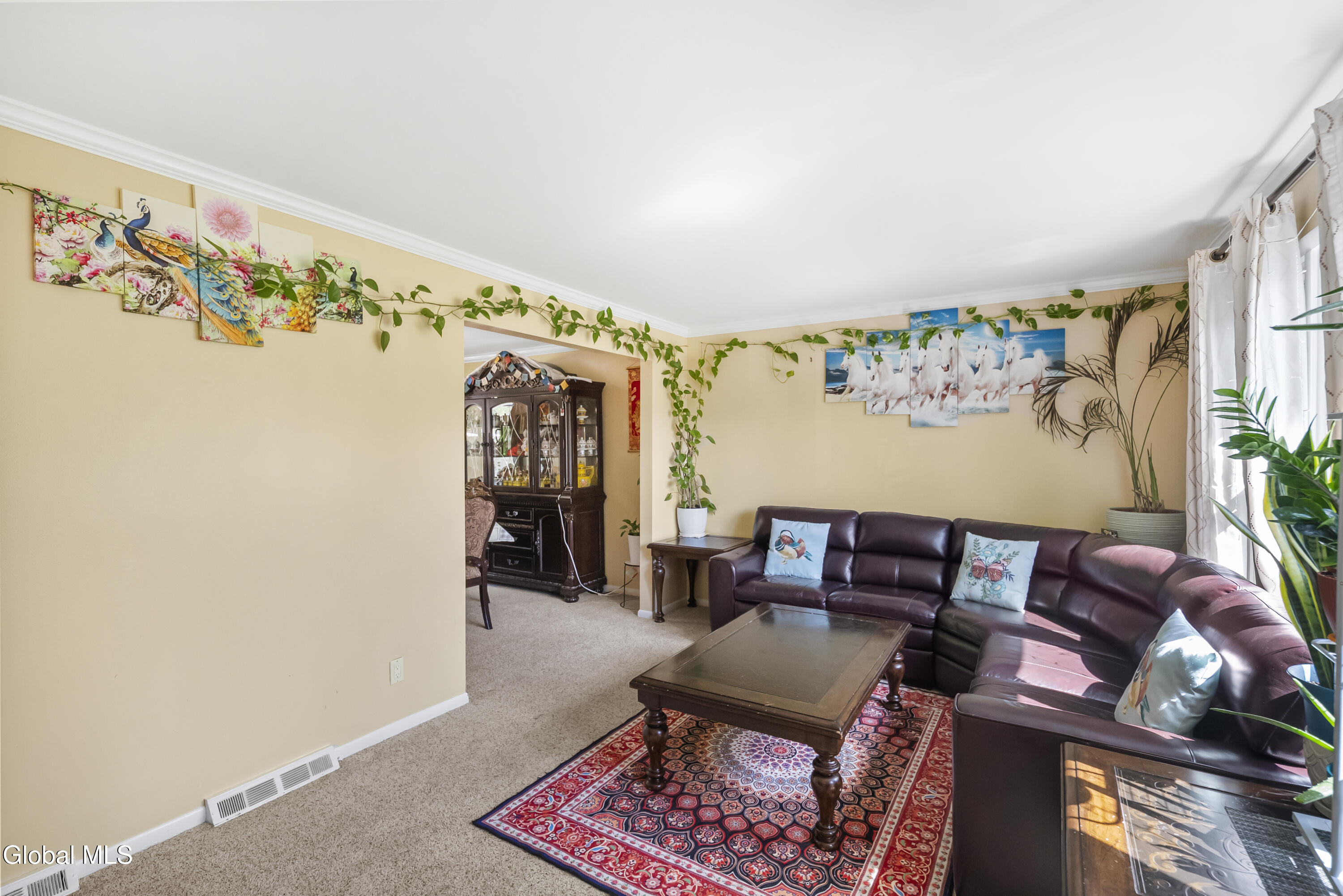 51 Aspen Circle Albany NY 12208