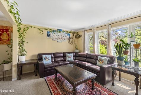 51 Aspen Circle Albany NY 12208