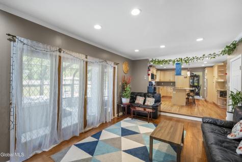 51 Aspen Circle Albany NY 12208