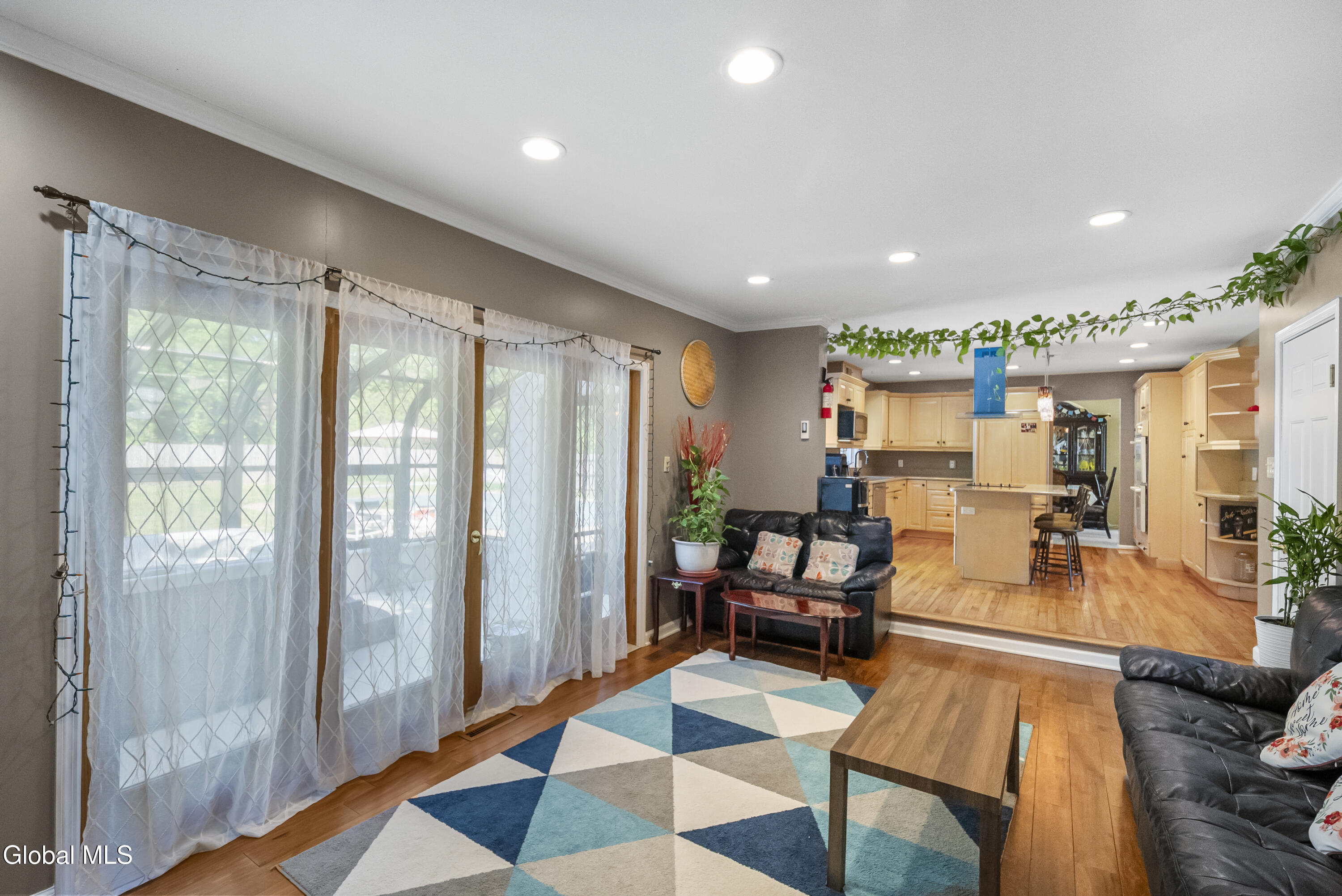 51 Aspen Circle Albany NY 12208