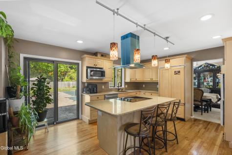 51 Aspen Circle Albany NY 12208