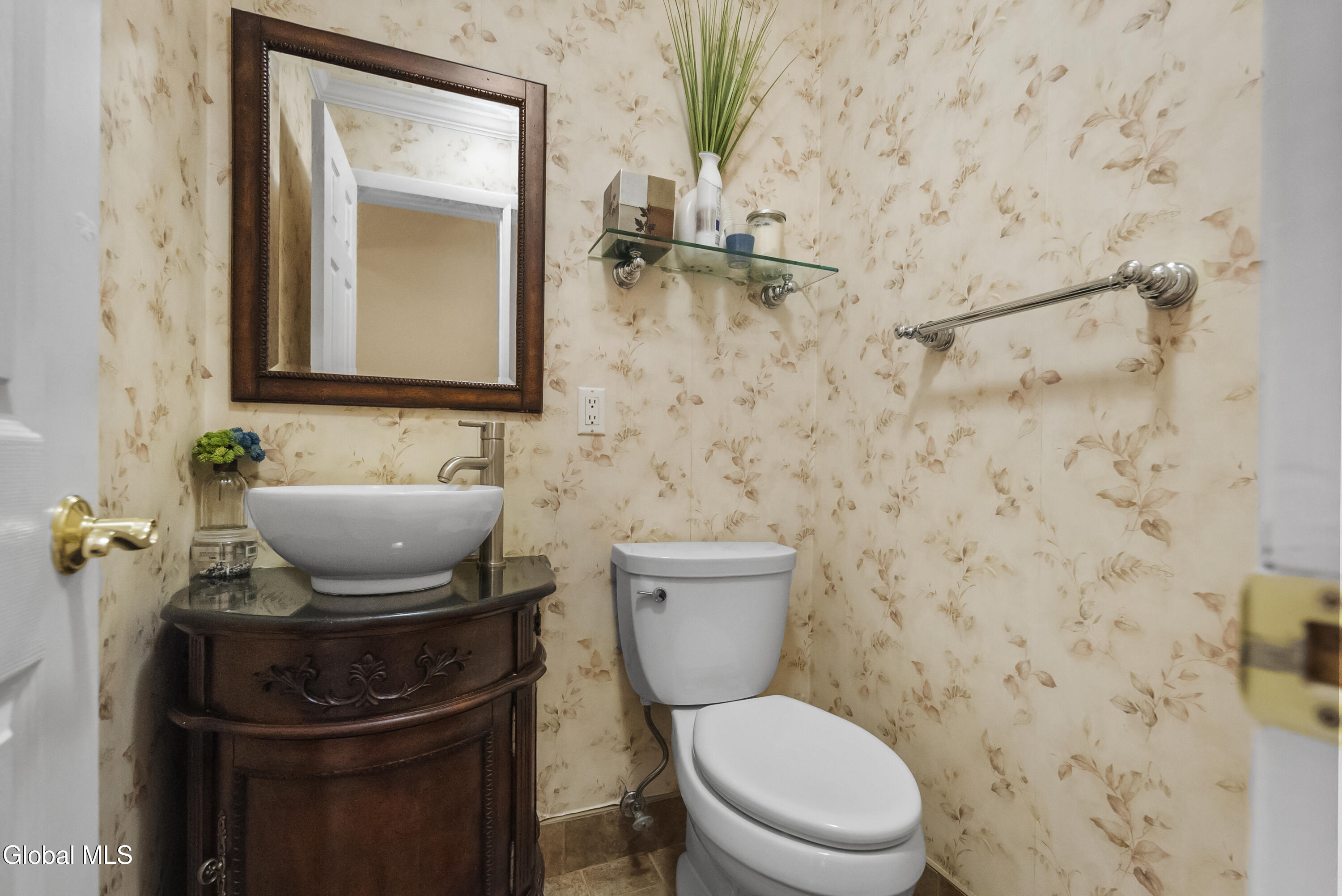 51 Aspen Circle Albany NY 12208
