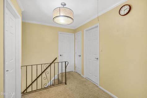 51 Aspen Circle Albany NY 12208
