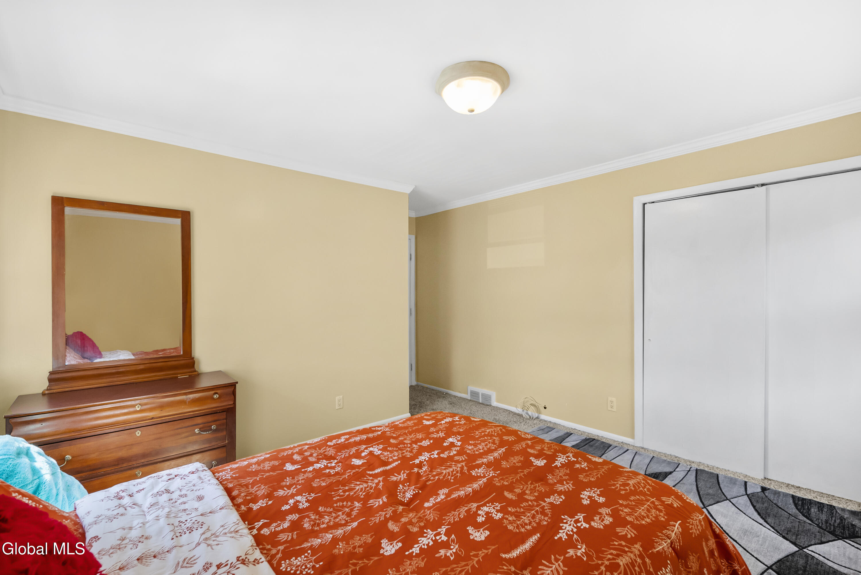 51 Aspen Circle Albany NY 12208